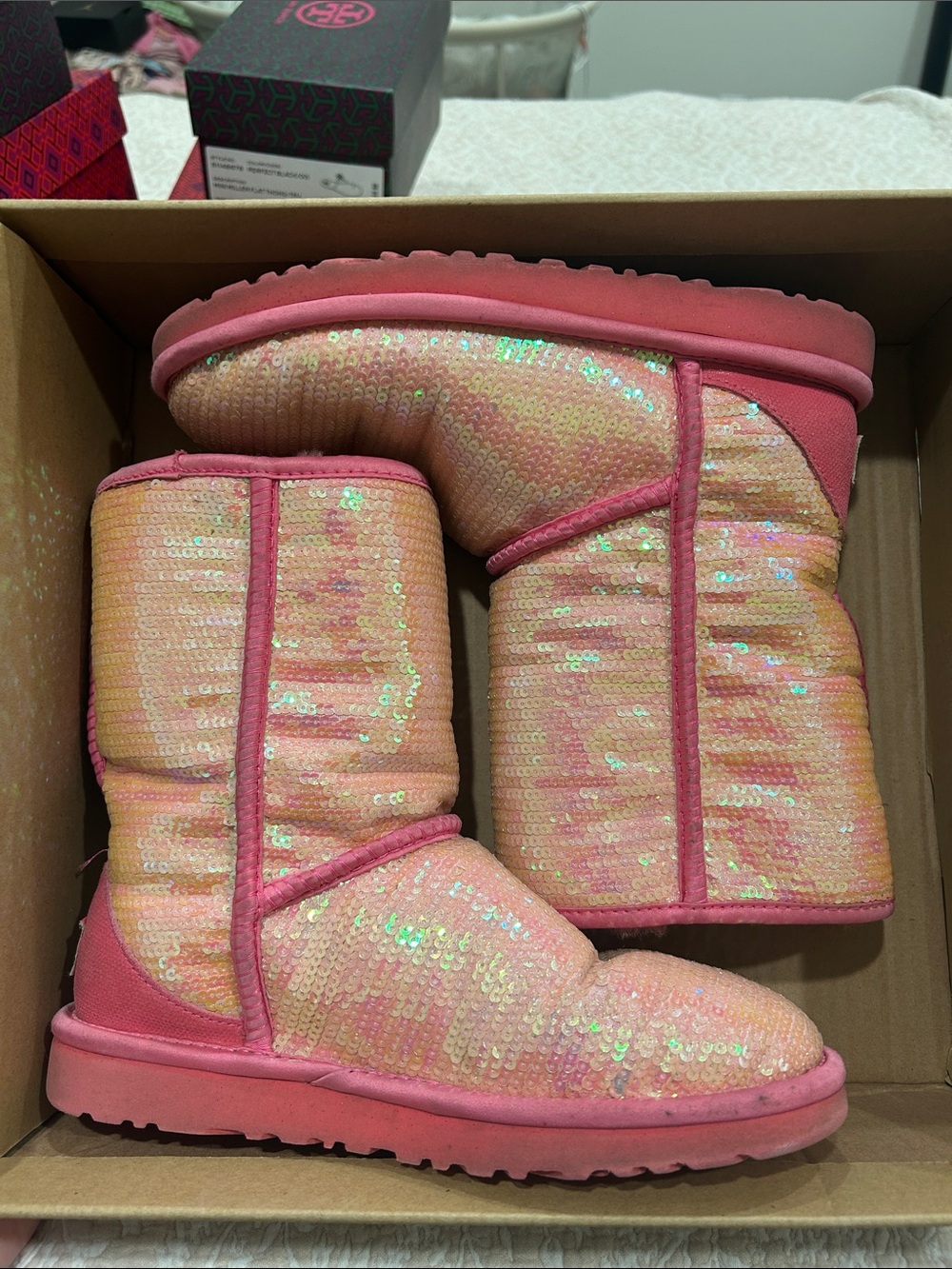 UGG W Classic Short Sparkles Boots - Light Pink